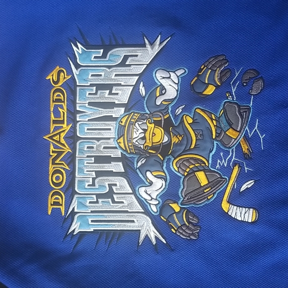 Sold Disney Donald Duck "34" Hockey Jersey - Picture 4 of 9